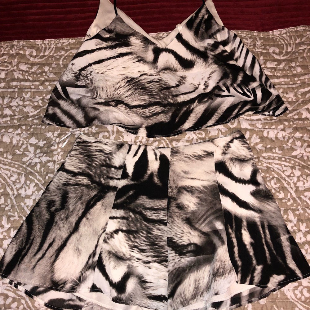 2 Piece Set - image 1